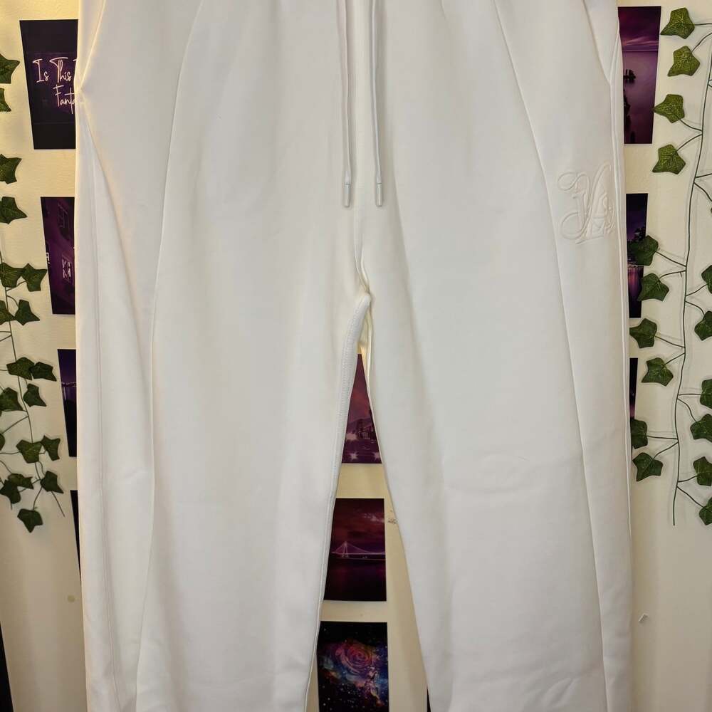 YoungLA White Wide Leg Sweatpants NWT SIZE LARGE